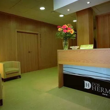 Hotel Dos Hermanas
